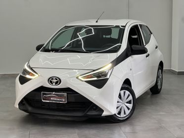 Toyota Aygo Connect 1.0 VVT-i 72 CV x-play 2021