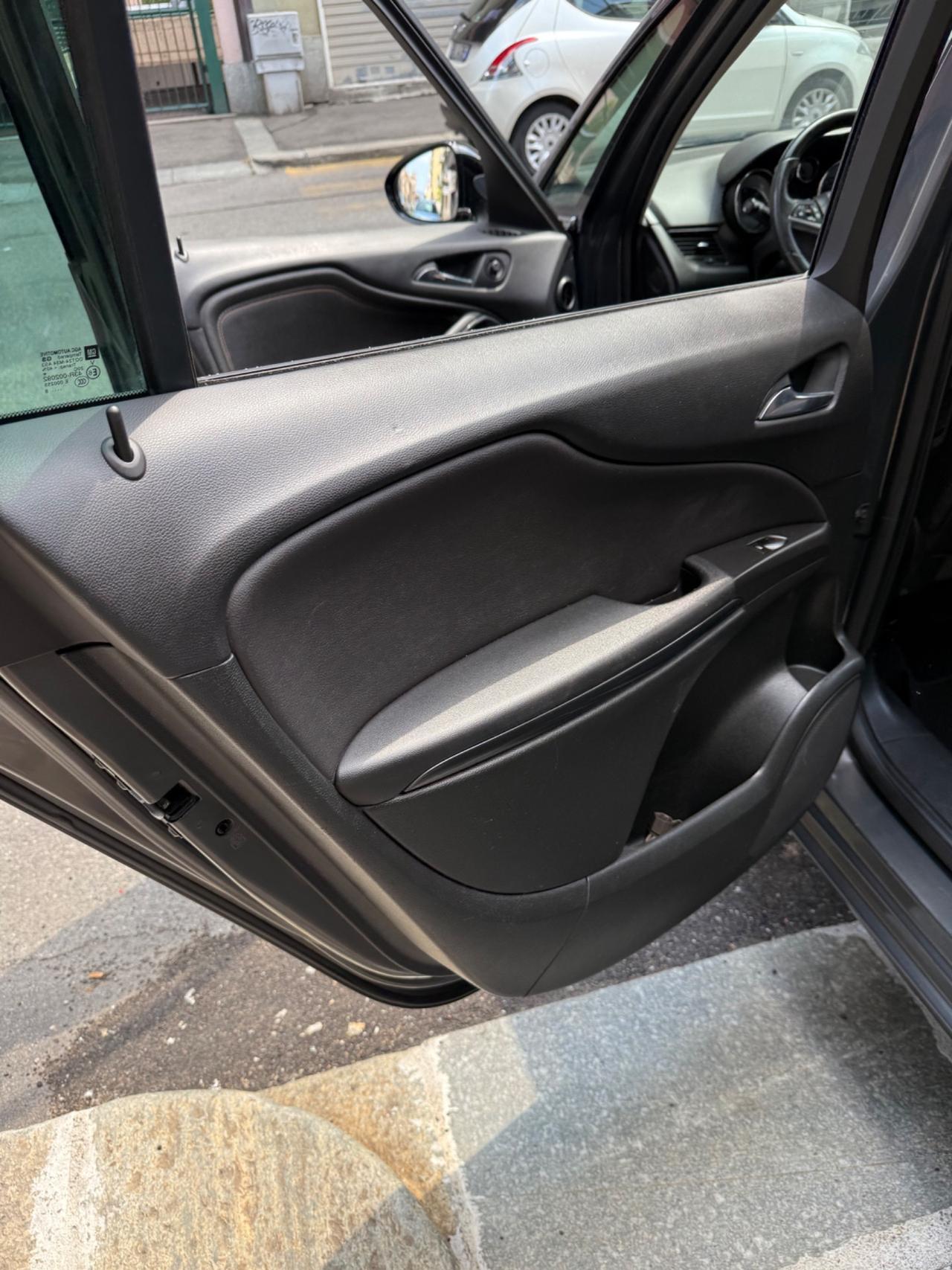 Opel Zafira Tourer 2.0 CDTi 130CV aut. Cosmo