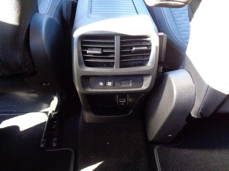 Peugeot Rifter Rifter BlueHDi 130 S&S EAT8 GT Standard