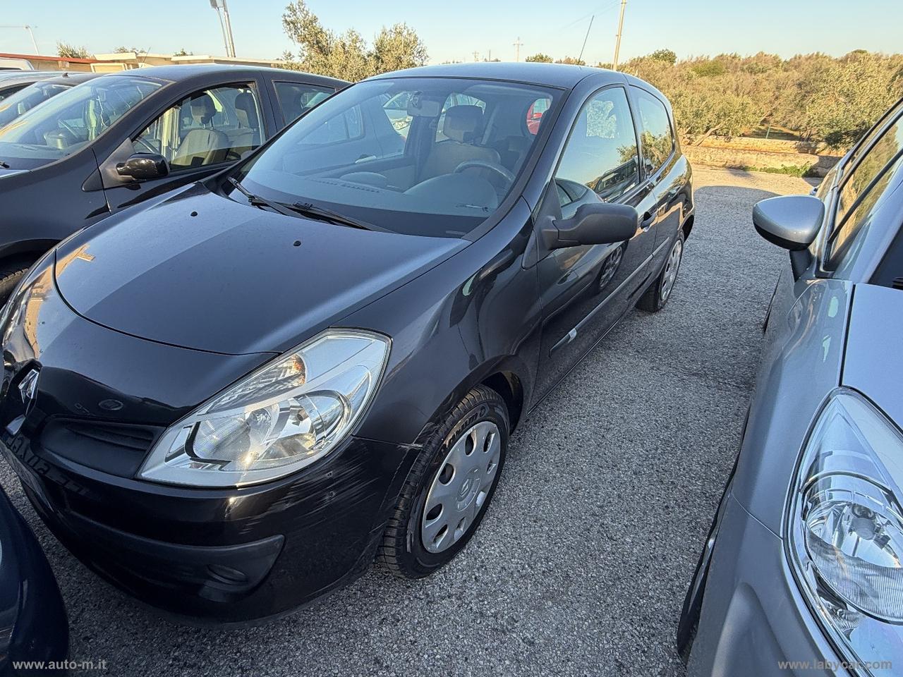 RENAULT Clio 1.2 3p. Luxe