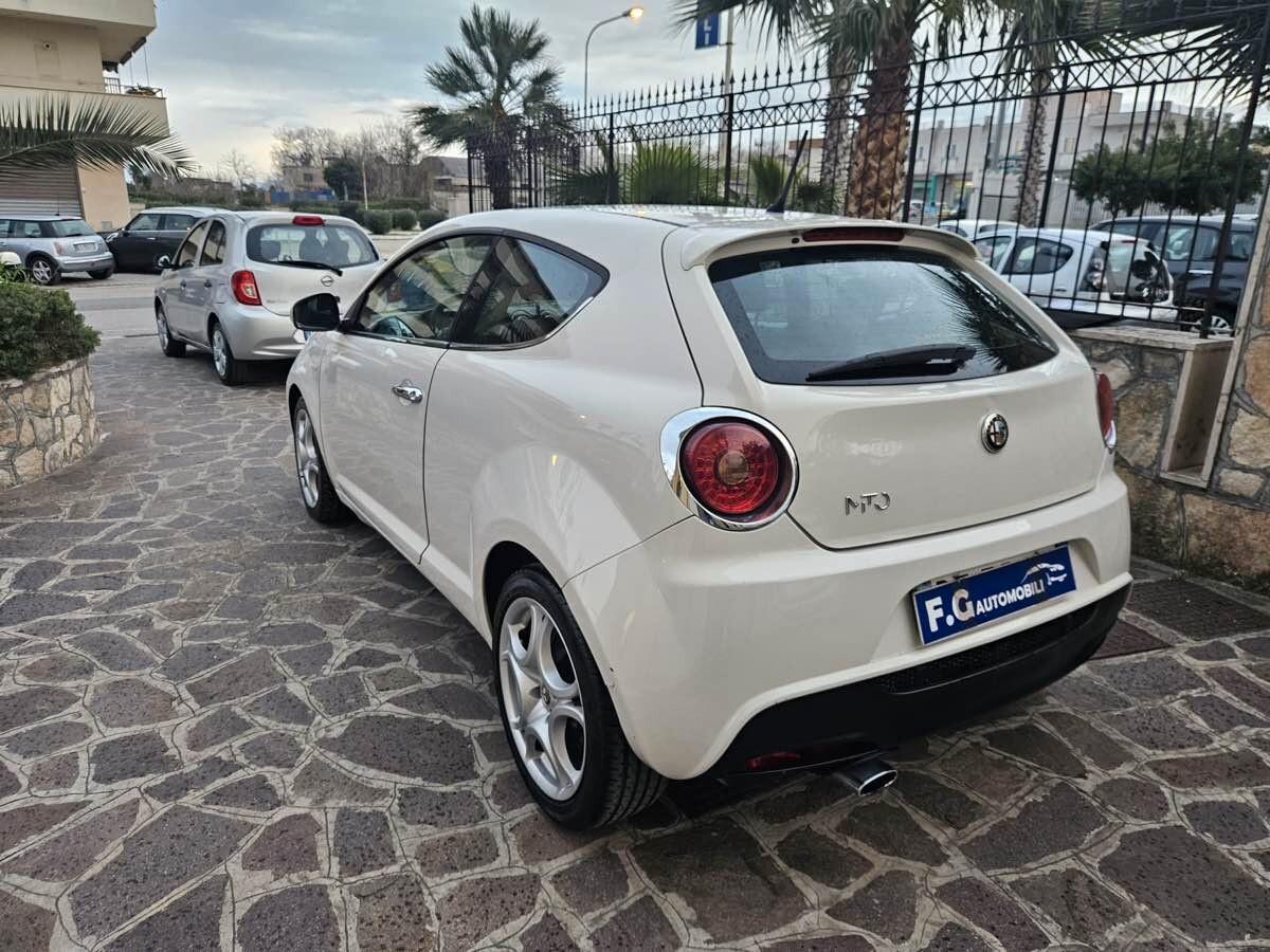 Alfa Romeo MiTo 1.3 JTDm 16V 90 CV Distinctive Sport Pack