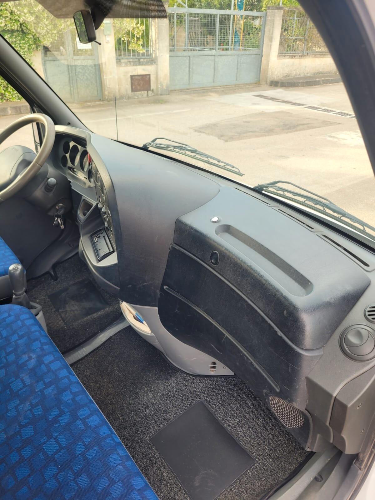 Iveco Daily 29L10 2.3 Hpi TDI PC Cassonato