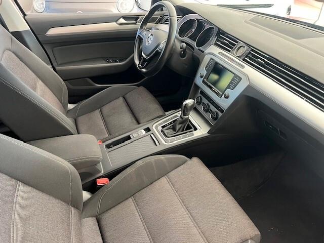 PASSAT VARIANT 2.0 TDI 150CV BUSINESS DSG 83.000KM UNICO PROPRIETARIO TAGLIANDI CERTIFICATI