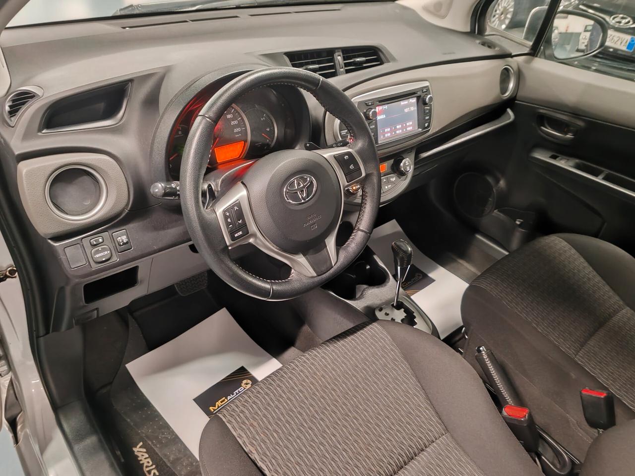 Toyota Yaris 1.3 5 porte Lounge