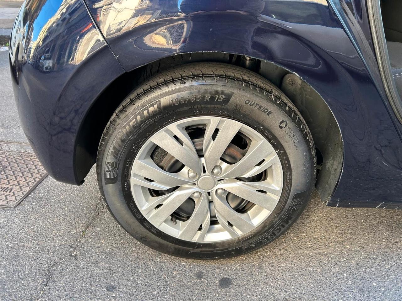 Peugeot 208 BlueHDi 75 Allure