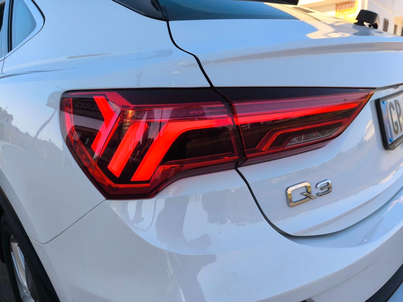AUDI Q3 SPORTBACK S-LINE INTERNO ESTERNO 2.0 TDI 150cv 07/2