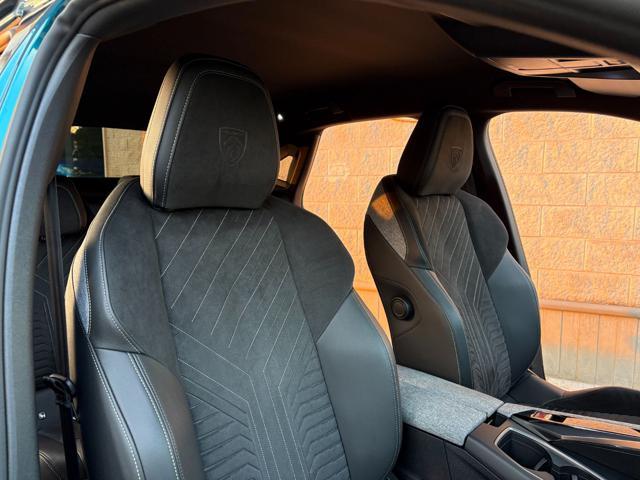 PEUGEOT 3008 Hybrid 136 e-DCS6 GT