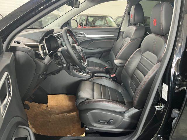 MG ZS 1.5 VTi-tech Luxury PELLE/NAVIG/TELECAM/FULL LED