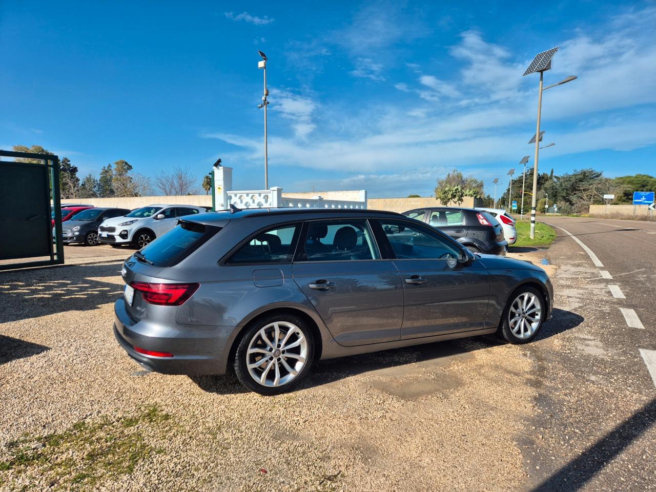 Audi A4 Avant 35 TDI S tronic Design 2019