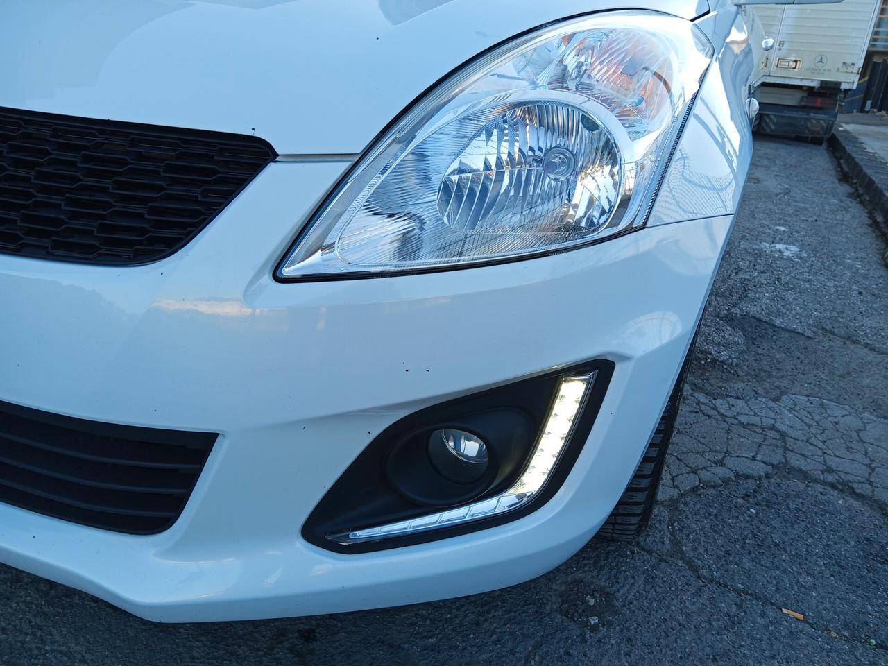 Suzuki Swift 1.3 DDiS 5 porte B-Cool Bi-Color