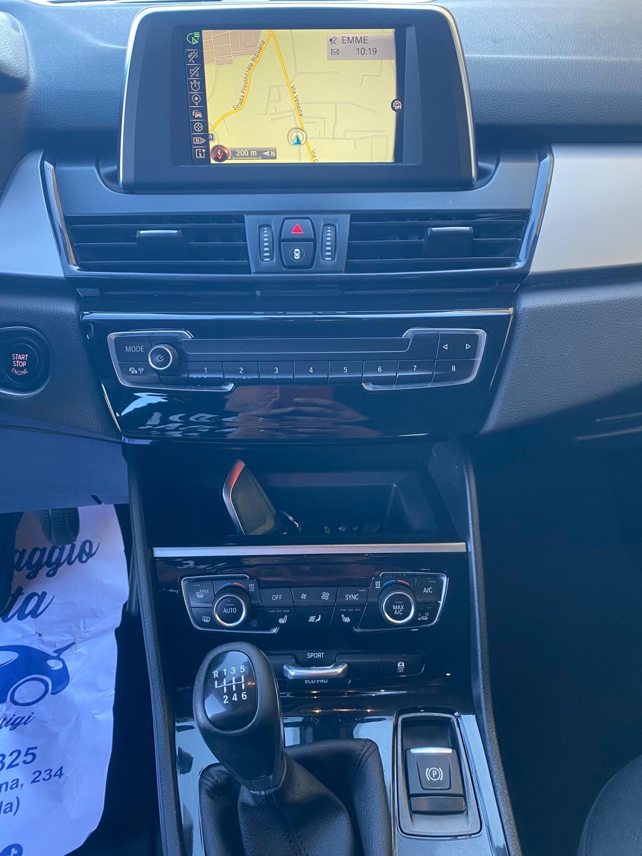 Bmw 216d Anno 2017 Full Navi Led Xeno