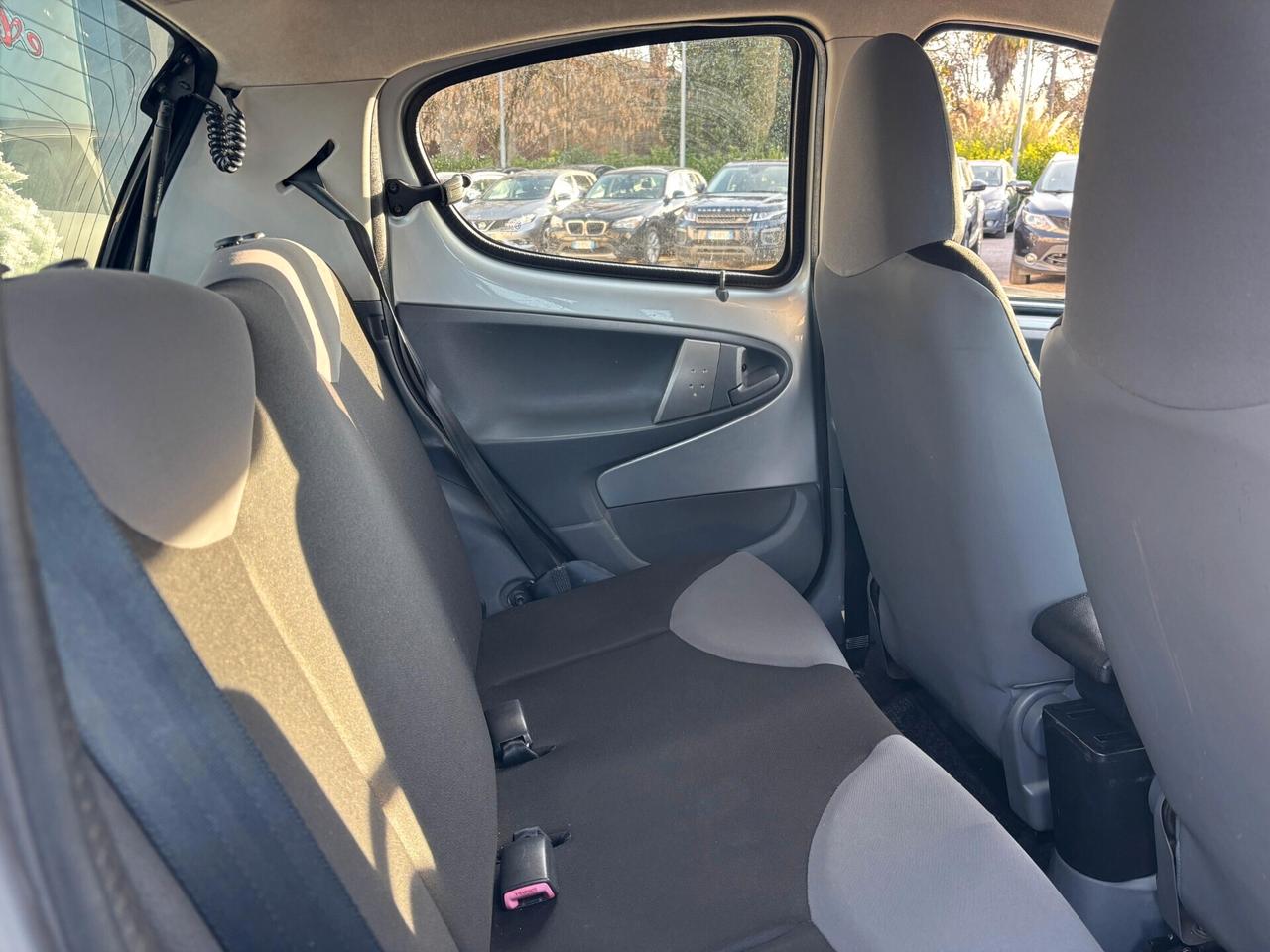 Peugeot 107 1.0 Benzina Neopatentati