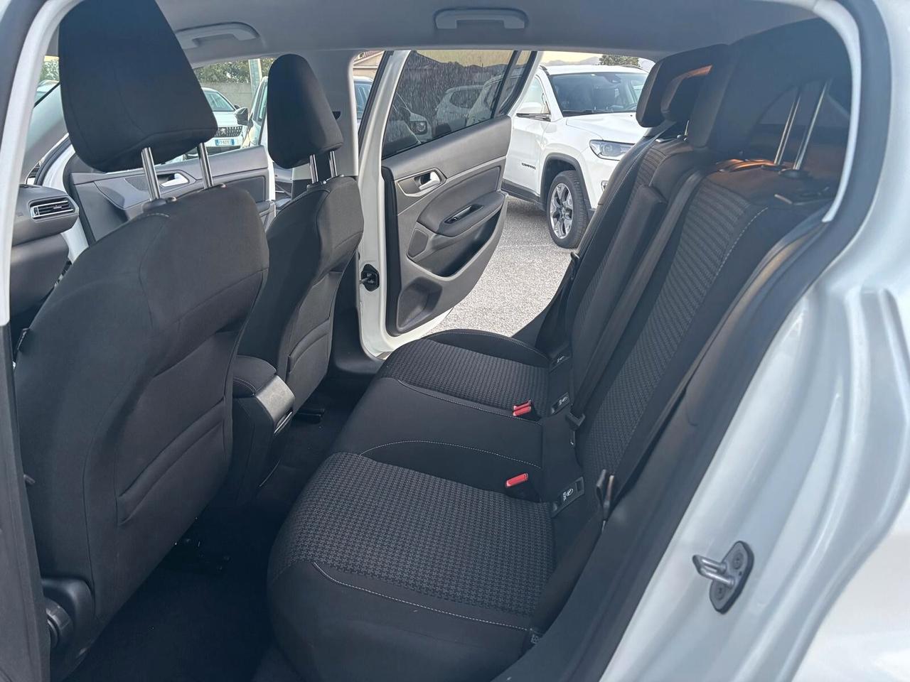 Peugeot 308 BlueHDi 130 S&S EAT8 2021