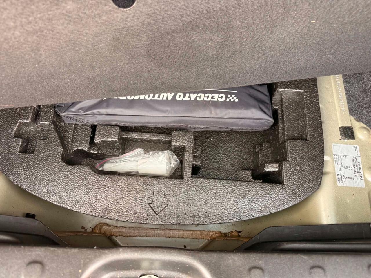 Fiat Panda 1.0 Hybrid Ok Neop. No Vinco.