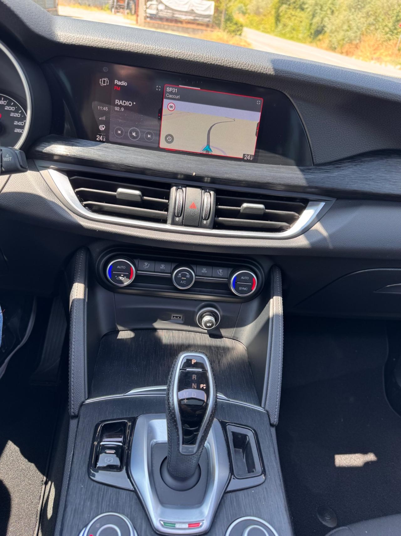 Alfa Romeo Stelvio 2.2 Turbodiesel 160 CV AT8 RWD Tetto apribile