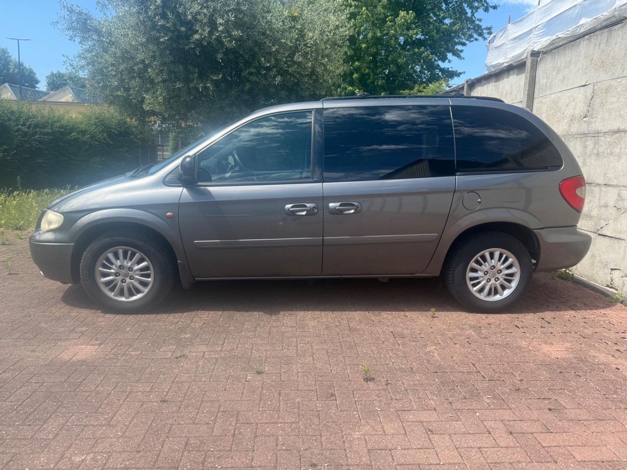Chrysler Voyager 2.8 CRD cat LX Leather Auto