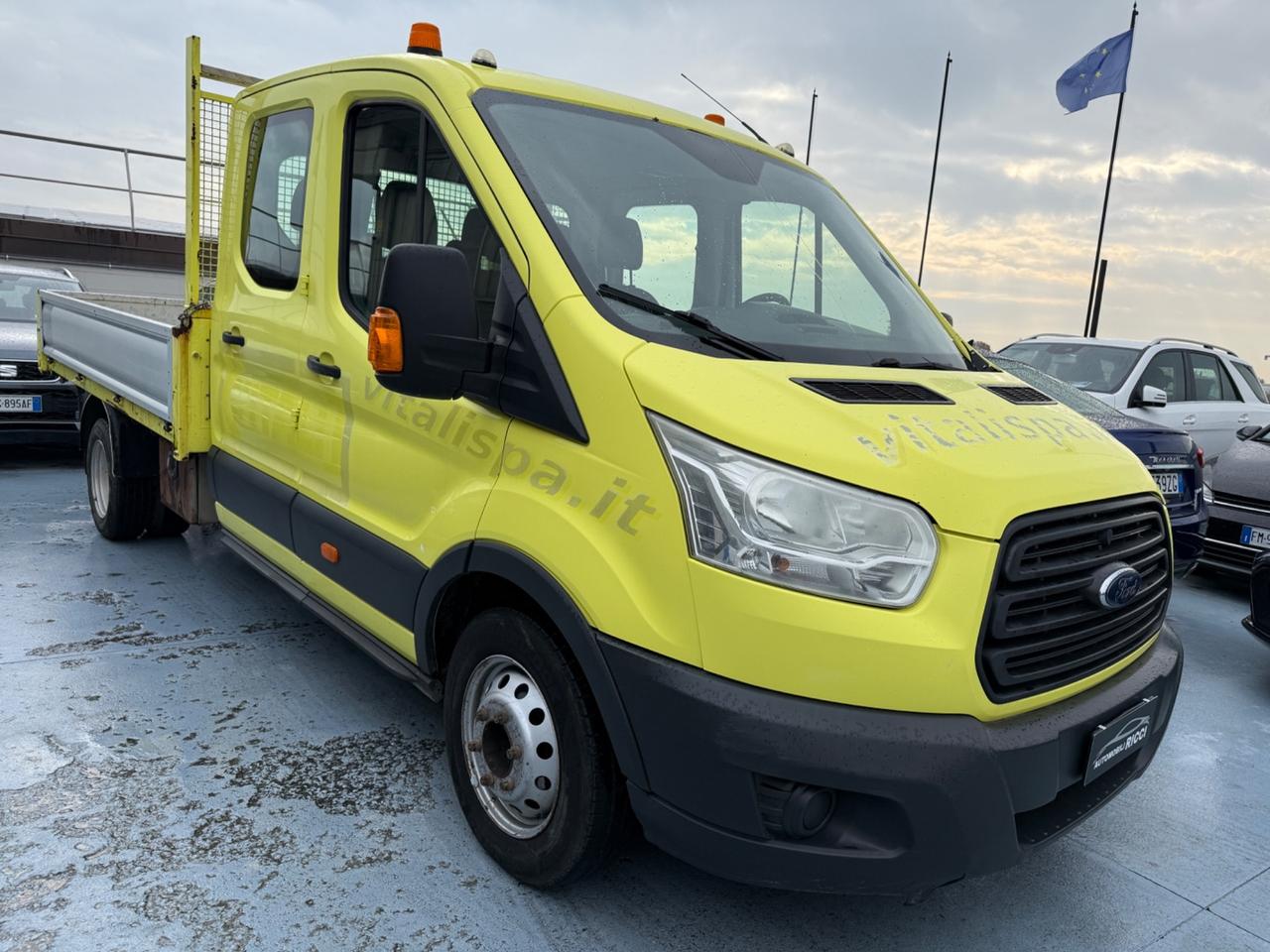 Ford Transit Cassone Fisso 7 Posti