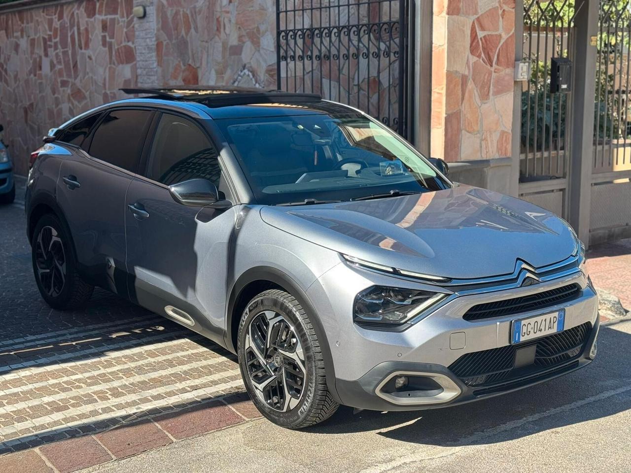 Citroen C4 BlueHDi 130 S&S EAT8 Shine