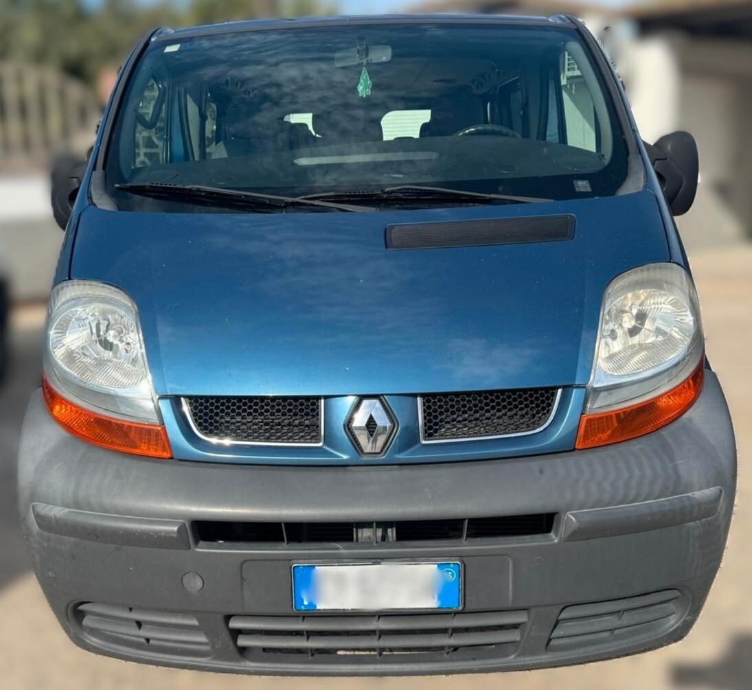 Renault Trafic 100 dCi Pack Clim 9 posti