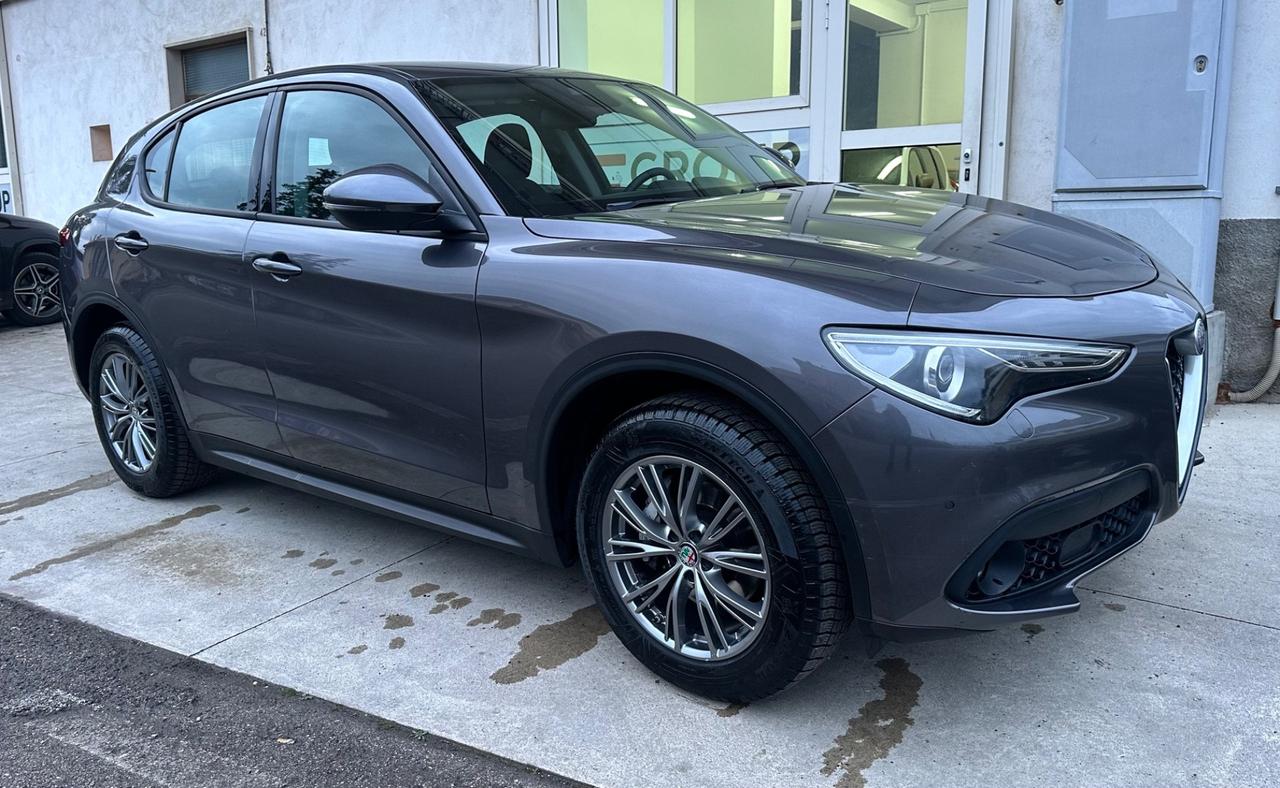Alfa Romeo Stelvio 2.2 Turbodiesel 190 CV AT8 Q4 Business
