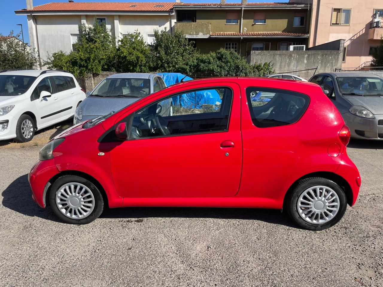 Toyota Aygo 1.0 benzina ok neopatentati clima