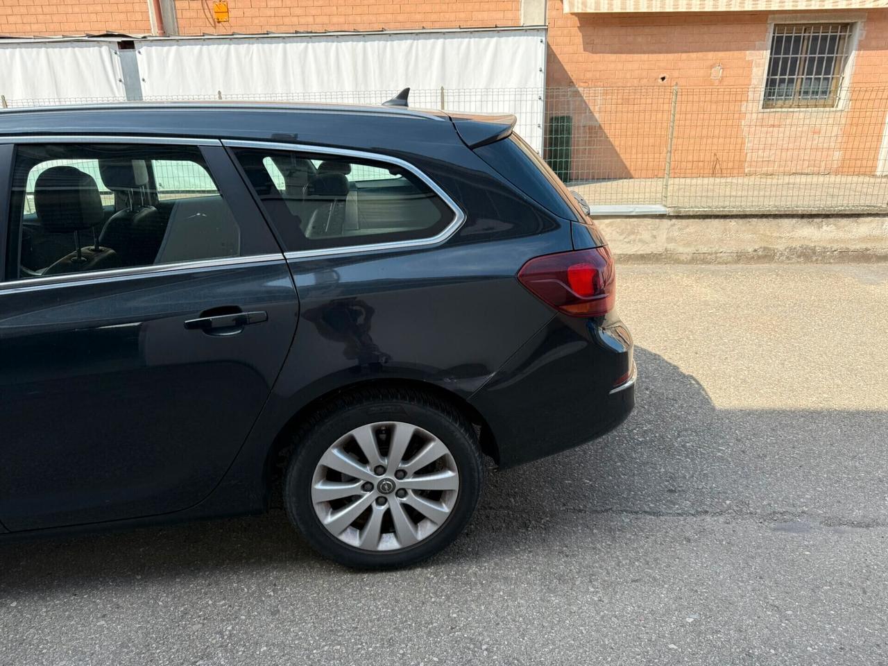 Opel Astra 1.6 CDTI EcoFLEX S&S Sports Tourer Cosmo