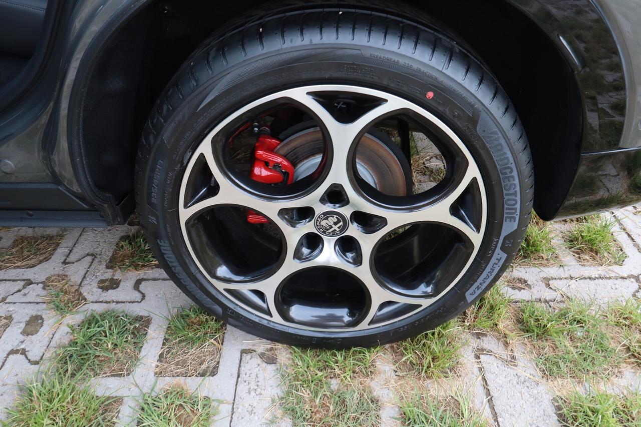 Alfa Romeo Tonale 1.6cc diesel 130cv TCT6 Veloce