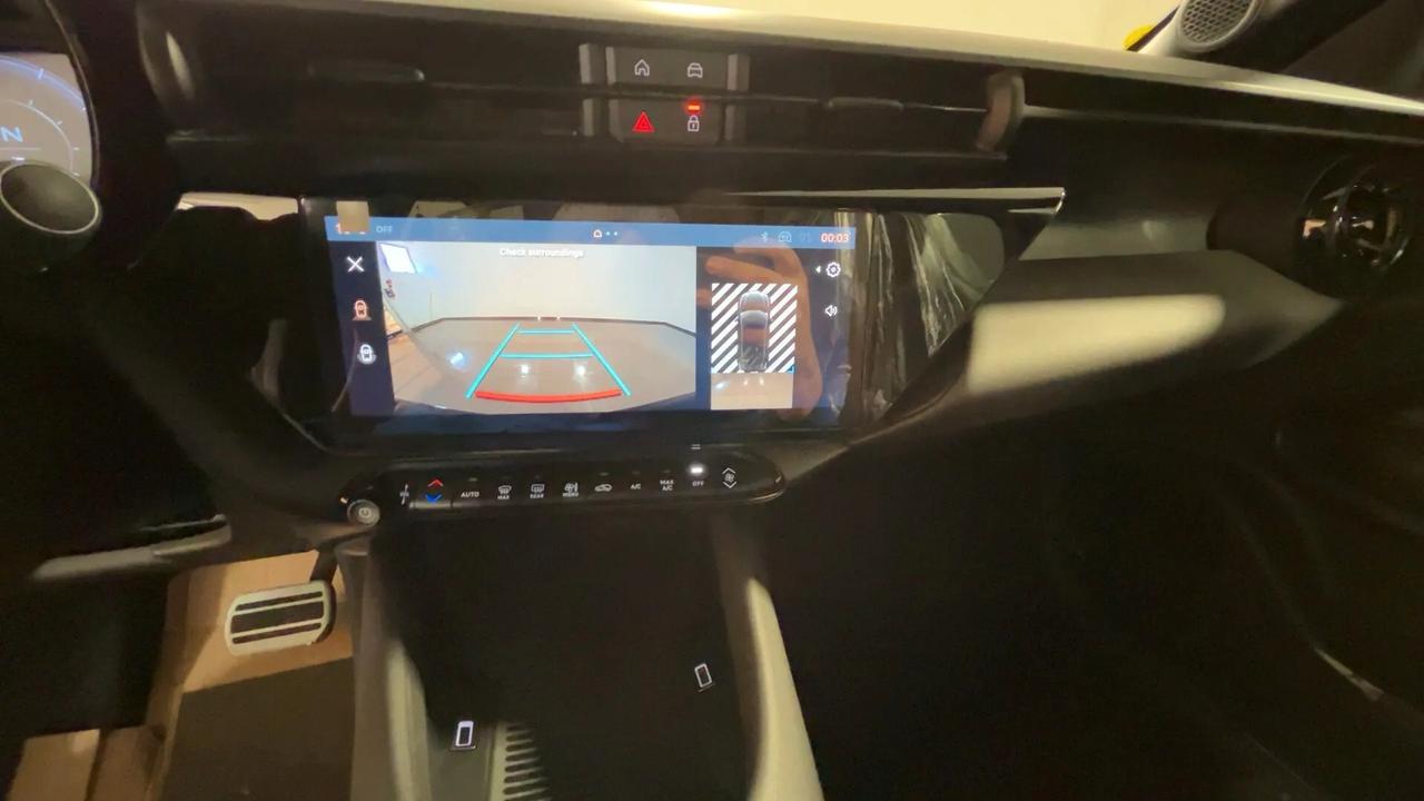 Alfa Romeo Junior 1.2 136 CV Hybrid eDCT6