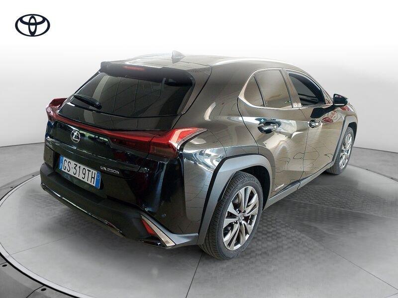 Lexus UX 250h F Sport
