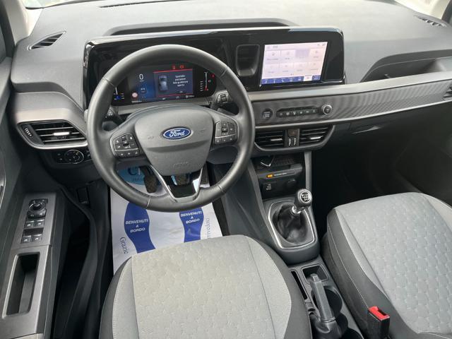 FORD Tourneo Courier 1.0 EcoBoost Titanium