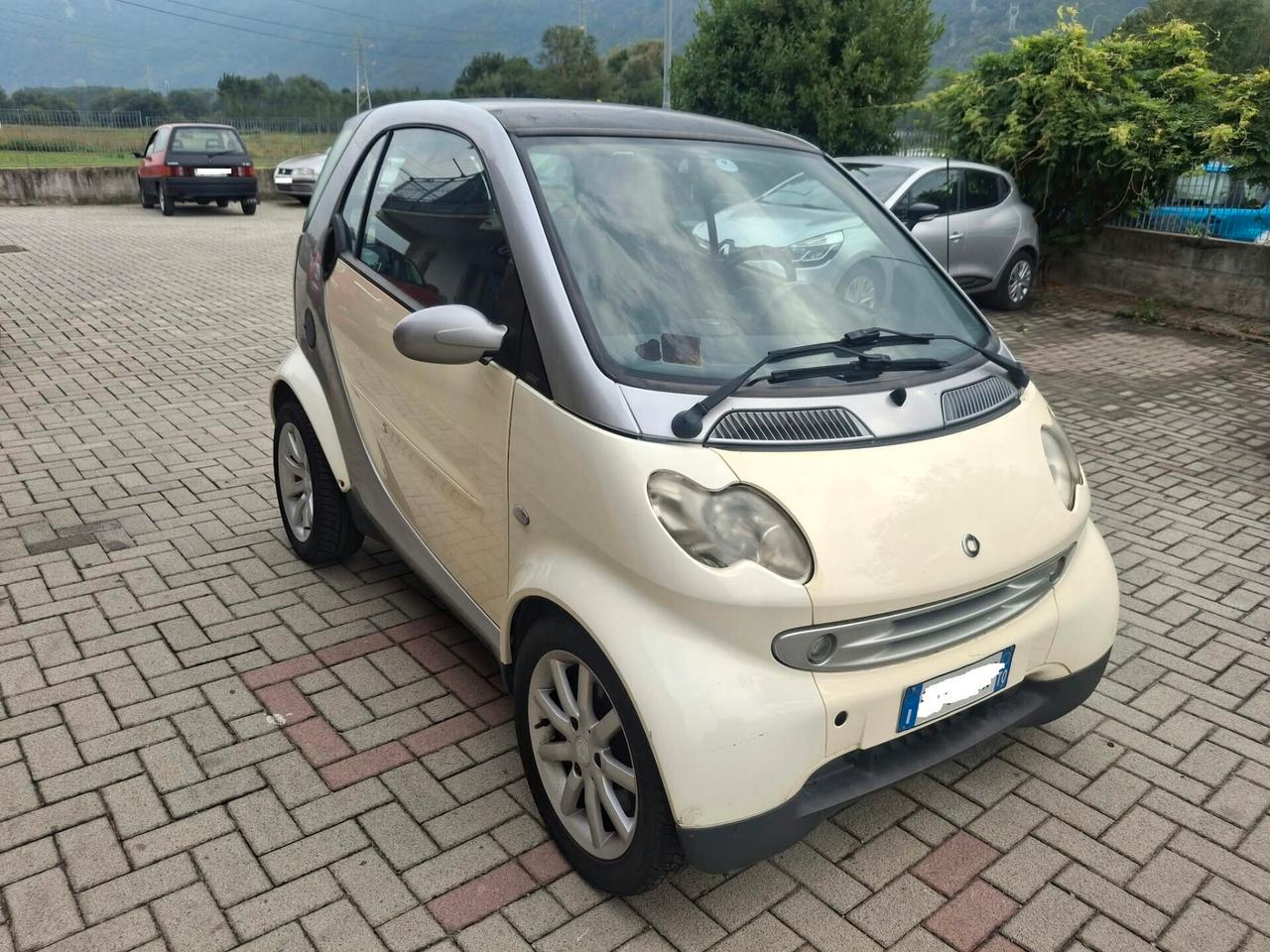 Smart ForTwo 700 coupé pure (45 kW)
