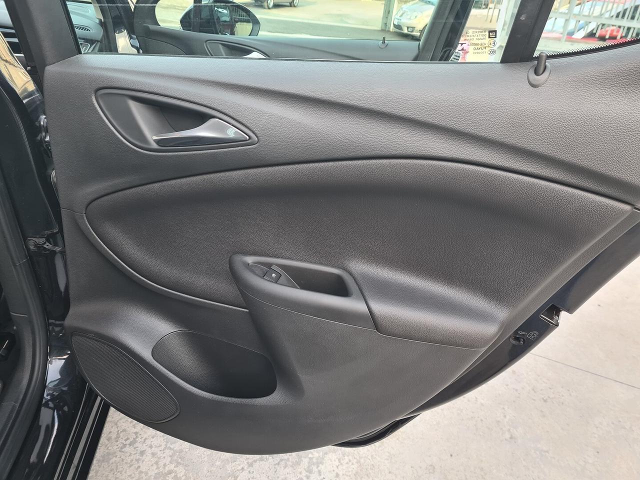 OPEL ASTRA 1.6 110CV START&STOP INNOVATION 2017