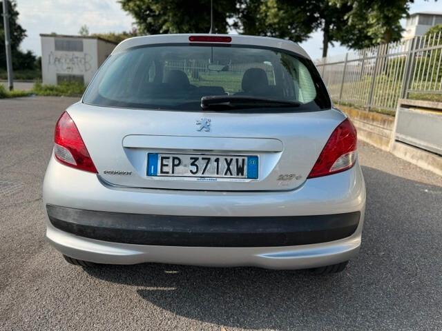 Peugeot 207 Plus 1.4 8V 75CV 5p. ECO GPL