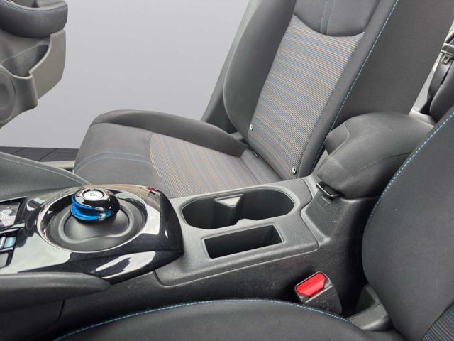 NISSAN Leaf ACENTA 40 KWH-NAVI-SENSORI-RETROCAMERA-POKI KM-