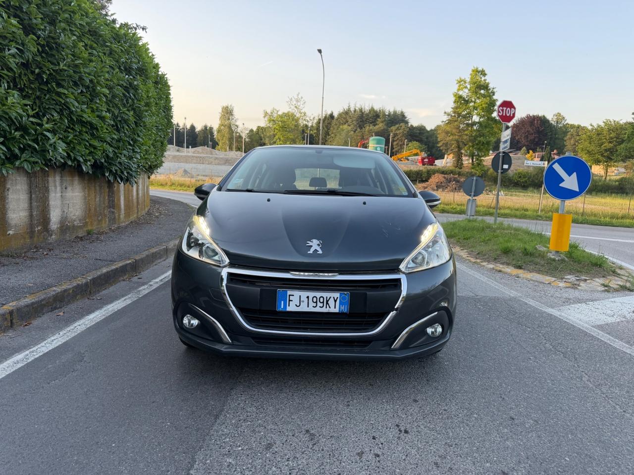 Peugeot 208 PureTech 82 5 porte Allure