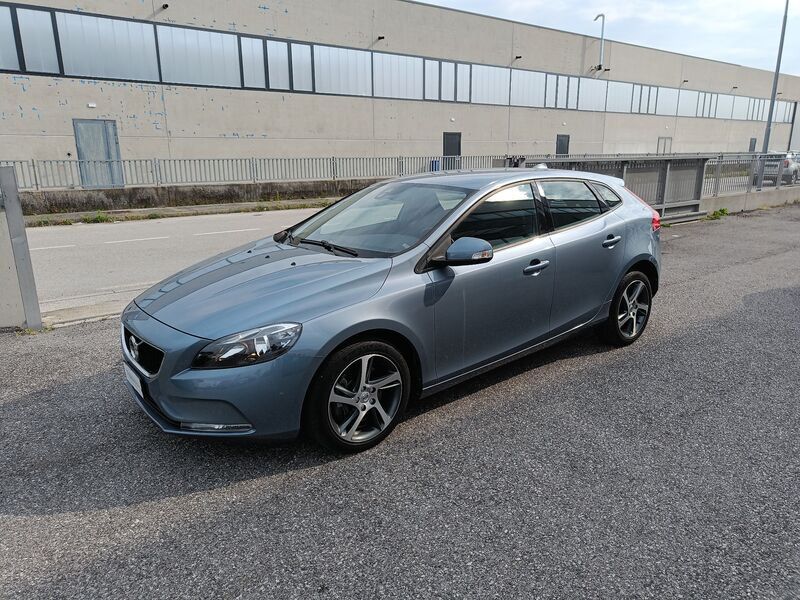 Volvo V40 D2 Geartronic Business