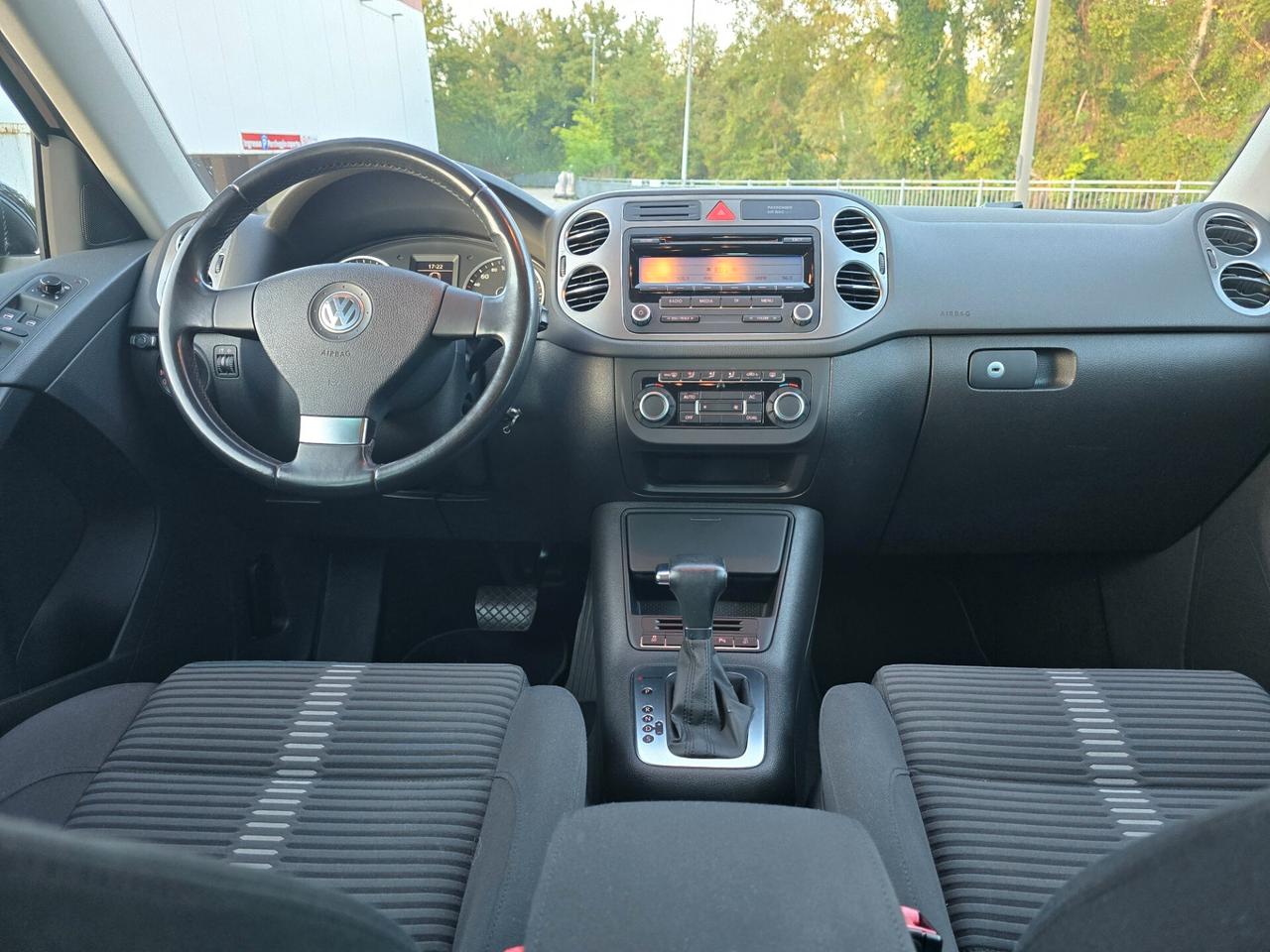 Volkswagen Tiguan 2.0 TDI DPF 4MOTION DSG R-Line