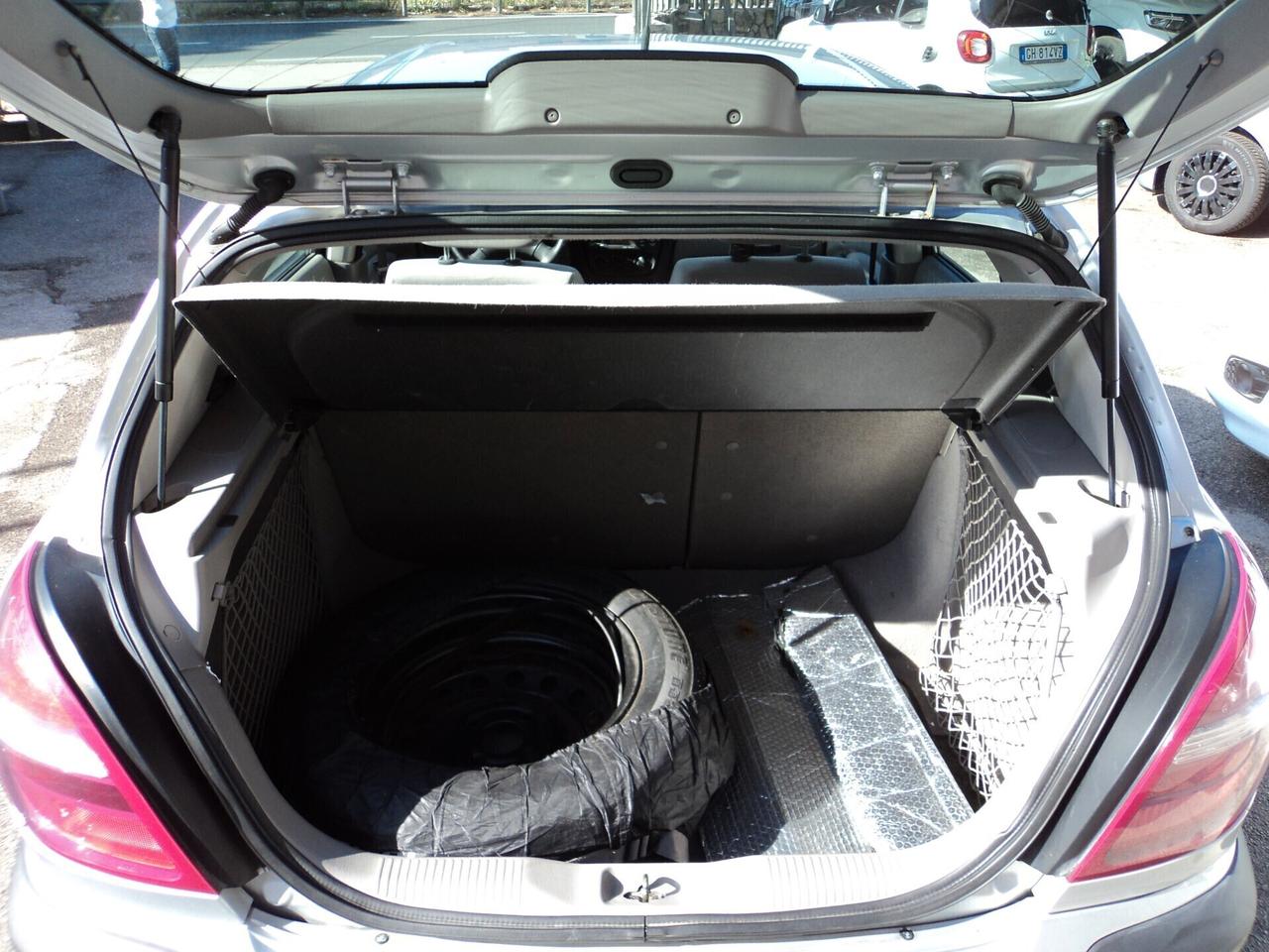 Nissan Almera 1.5 GPL Acenta