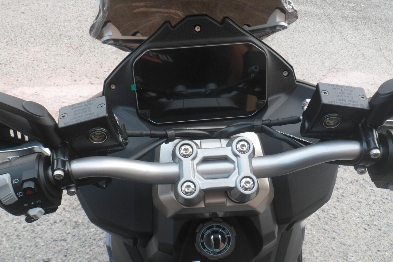 Sym ADX 300 MY 26 CON BAULETTO E TELECAMERA