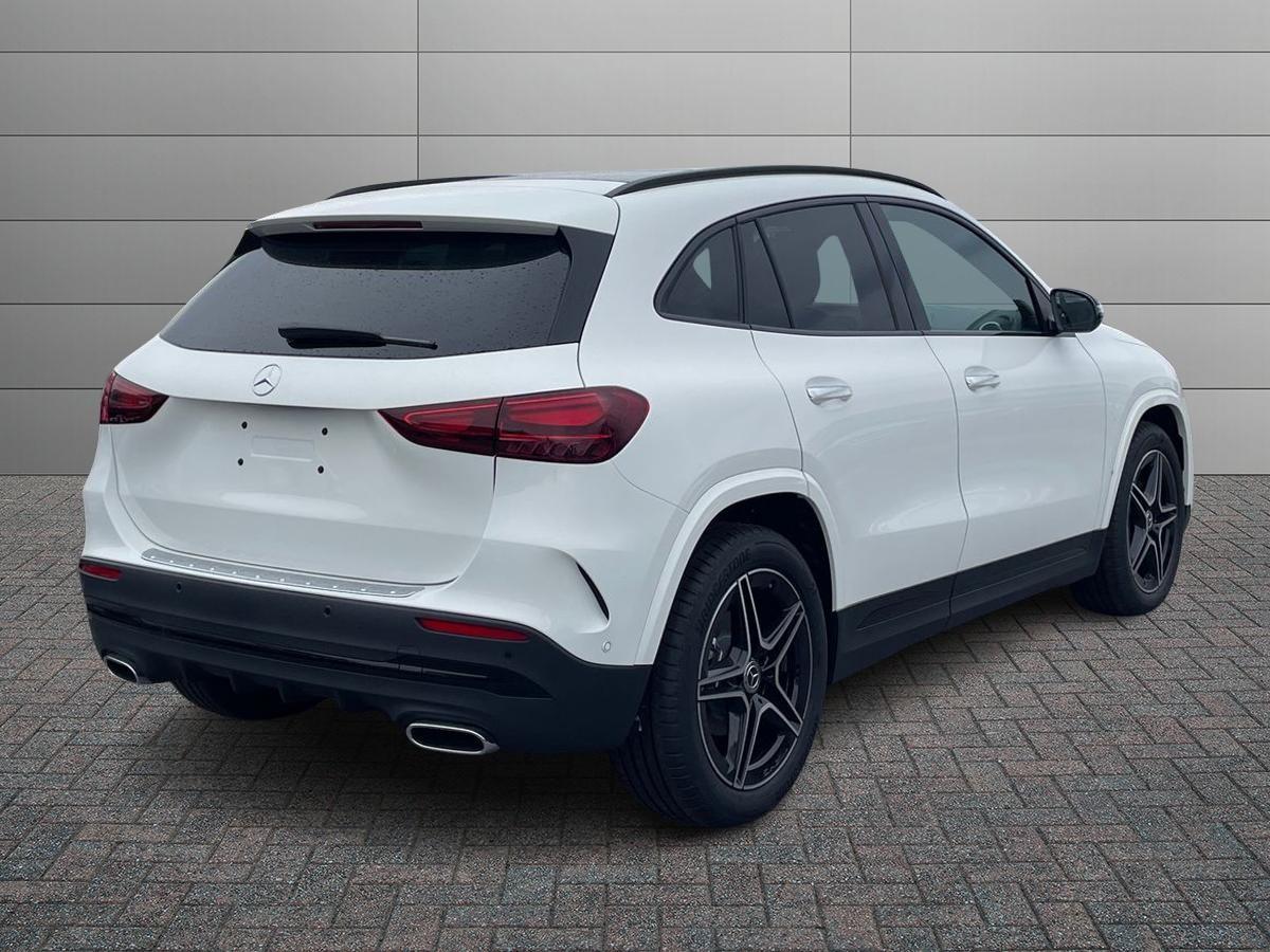 Mercedes-Benz GLA 200 d automatic