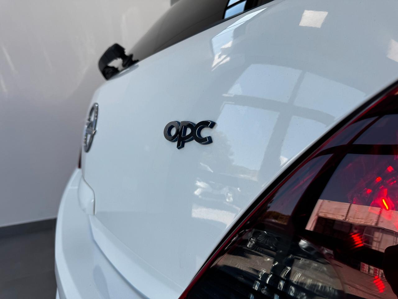 Opel Corsa 1.6 T 3 porte Nürburgring Edition OPC 250CV