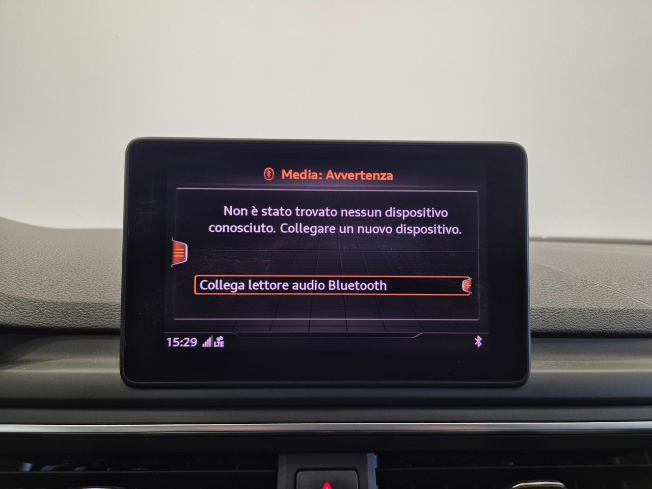 Audi A4 Avant 30 2.0 tdi Business 122cv s-tronic - NEOPATENTATI - Cruise/Lim - Sens. Park.