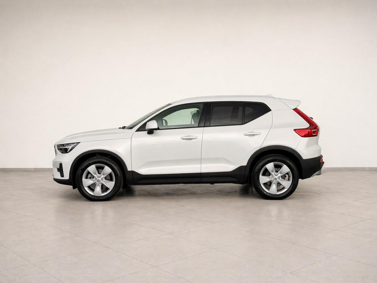 VOLVO XC40 B3 CORE AUTO