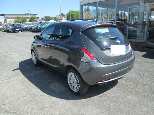 LANCIA Ypsilon 1.2 69 CV 5 porte GPL Ecochic Gold