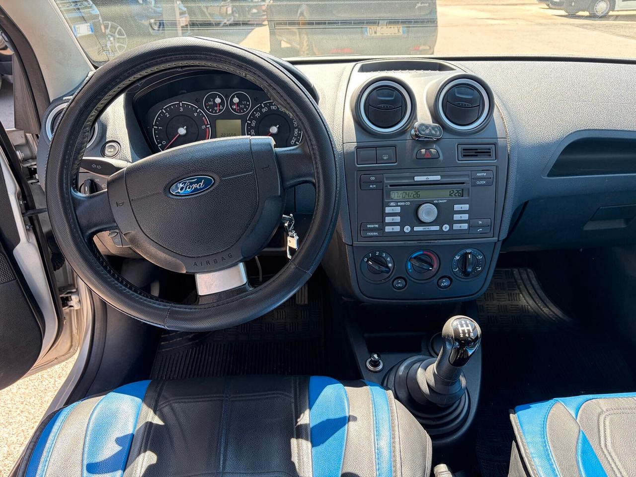 Ford Fiesta 1.4 TDCi 5p. Ghia