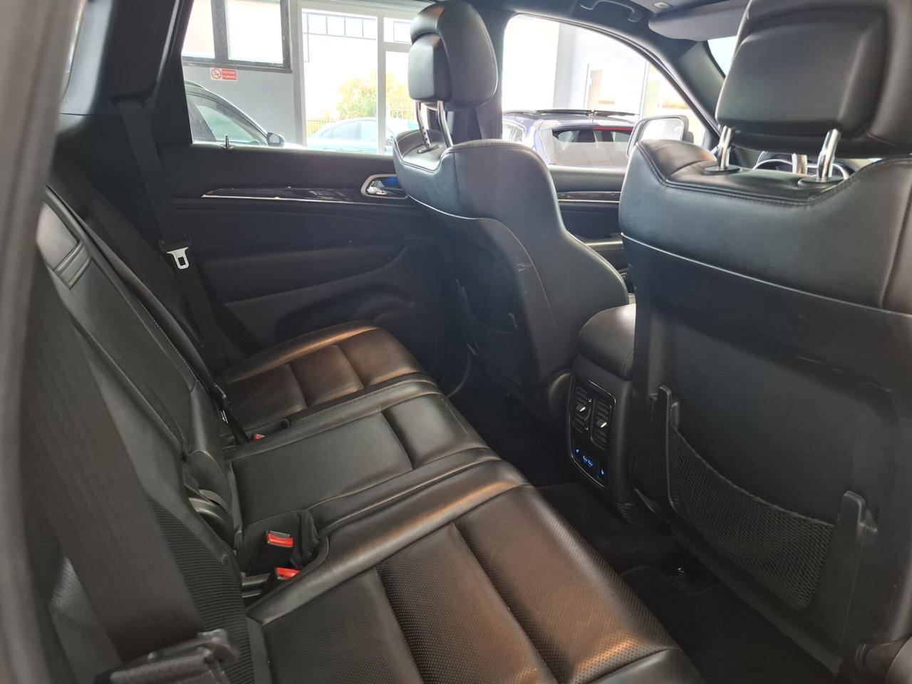 Jeep Grand Cherokee Overland Diesel Automatica