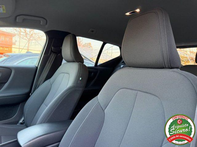 VOLVO XC40 T4 Recharge Plug-in Hybrid Inscription Expression