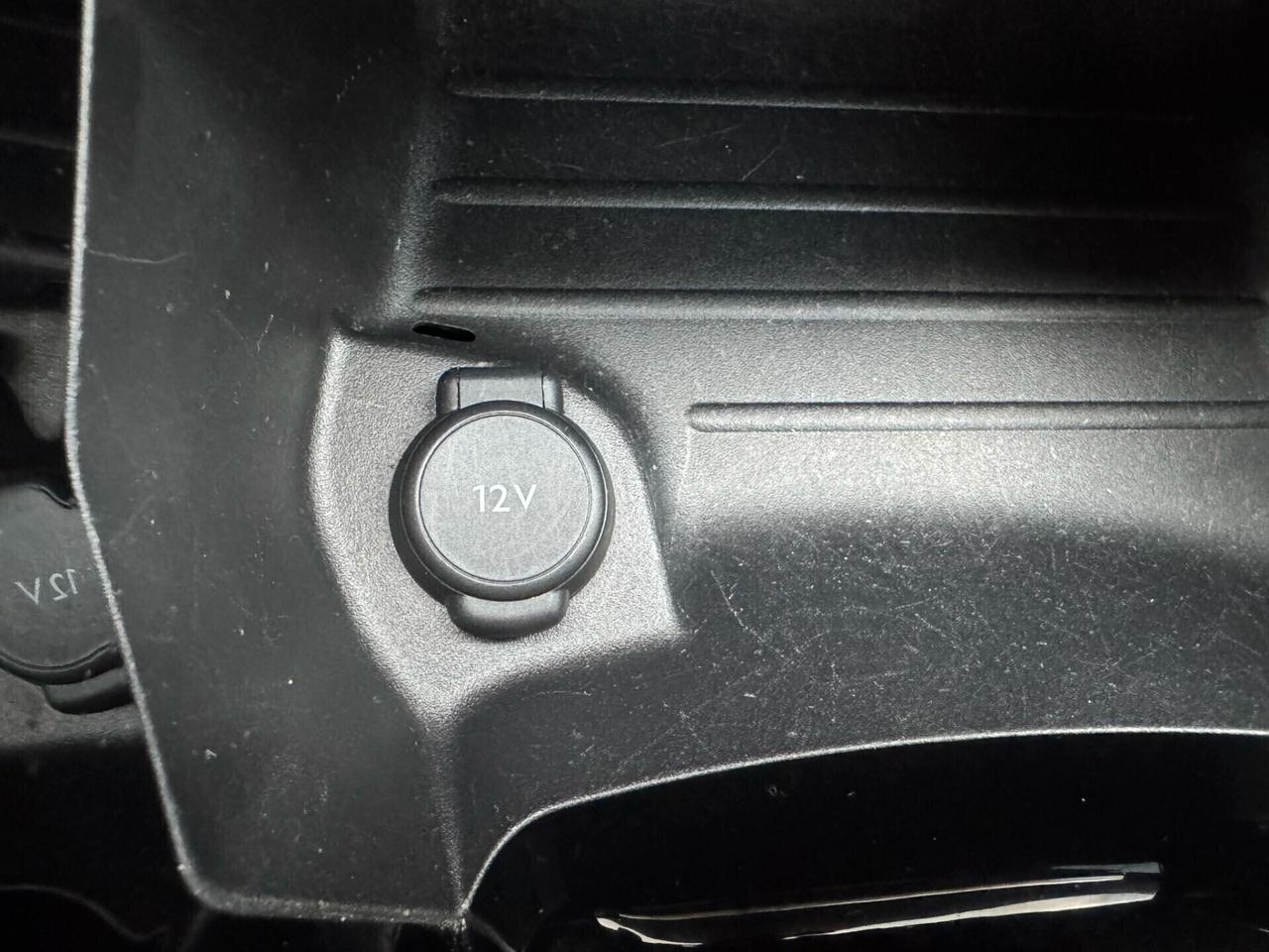 PEUGEOT 2008 BlueHDi 130cv 2021 !!! PROMO!!!