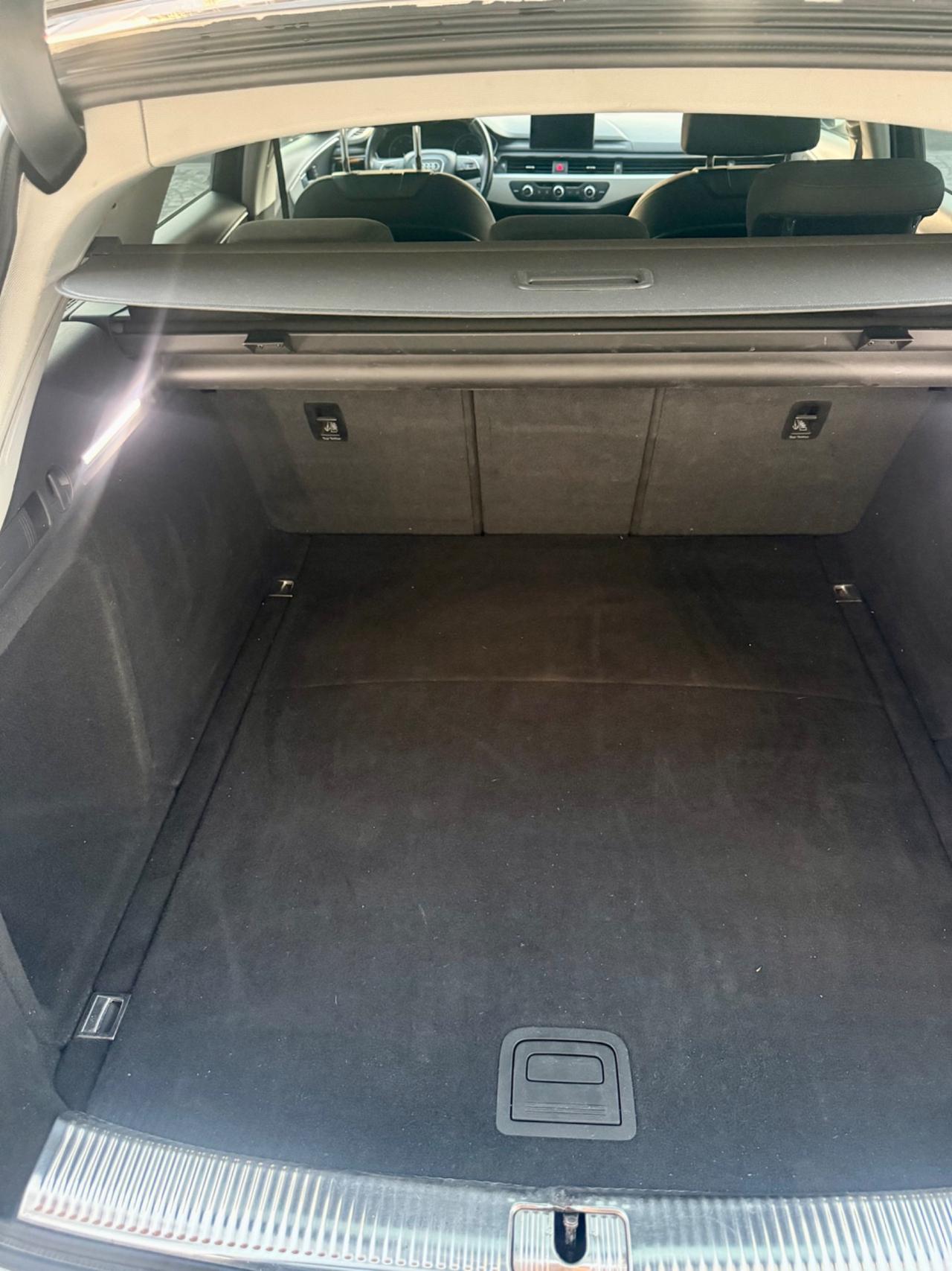 Audi A4 Avant 2.0 TDI 190CV ultra S tronic Design