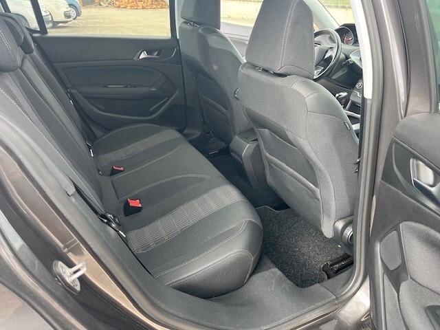 Peugeot 308 BlueHDi 130 S&S Allure